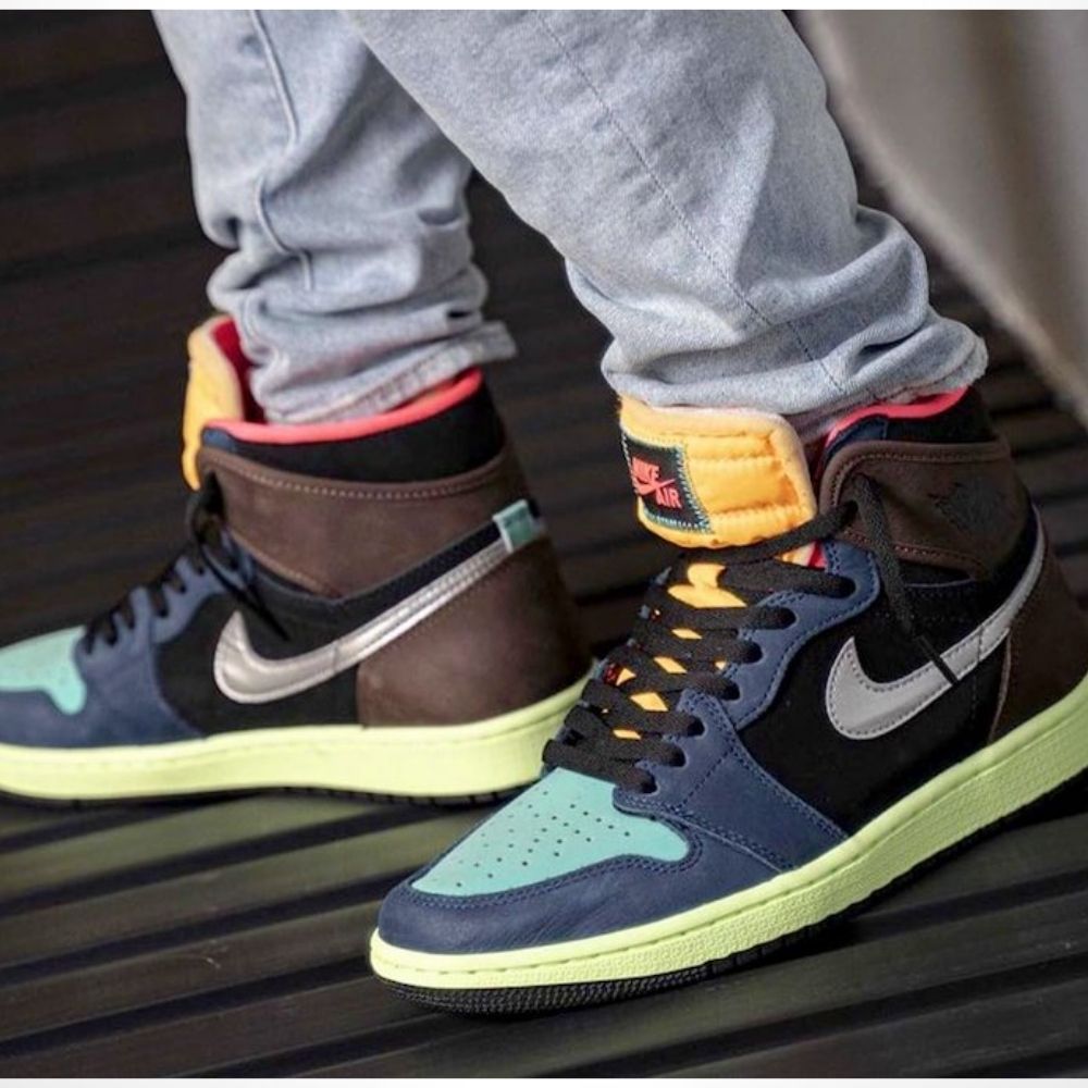 Air Jordan 1 Retro High Tokyo Bio Hack Multicolor